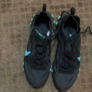 🏎 Nike React Sneakers💙